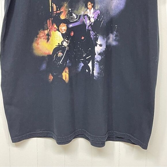 Purple Rain Graphic Tee Shirt Medium - Picture 4 of 5